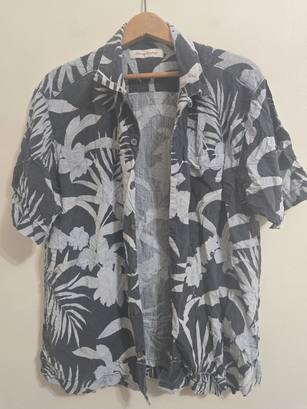 Vintage Tommy Bahama Mens L 100% Silk Hawaiian Shirt Tropical Aloha Camp EUC